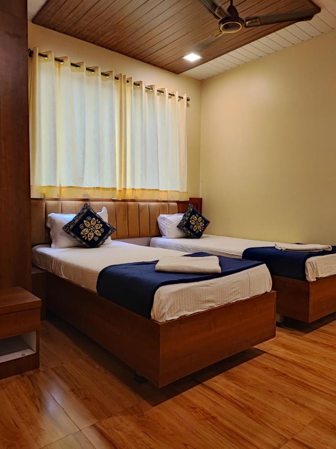 Hotel Starlit Navi Mumbai Eksteriør bilde