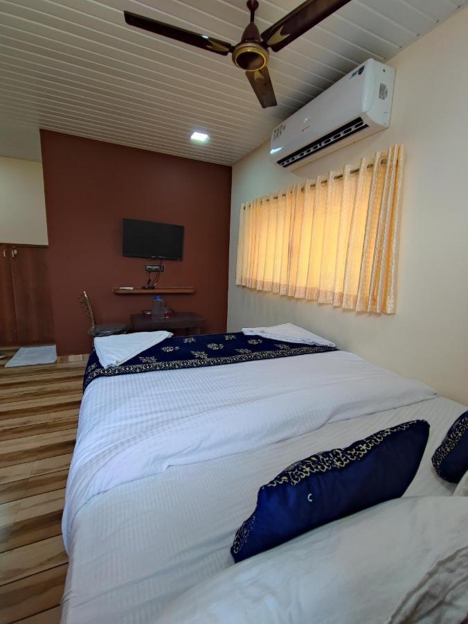 Hotel Starlit Navi Mumbai Eksteriør bilde