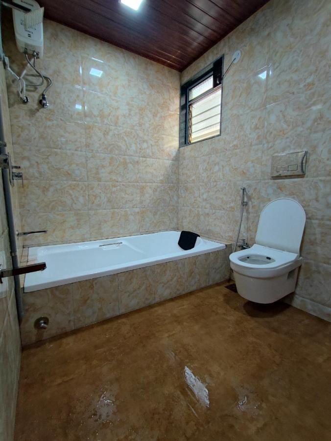 Hotel Starlit Navi Mumbai Eksteriør bilde
