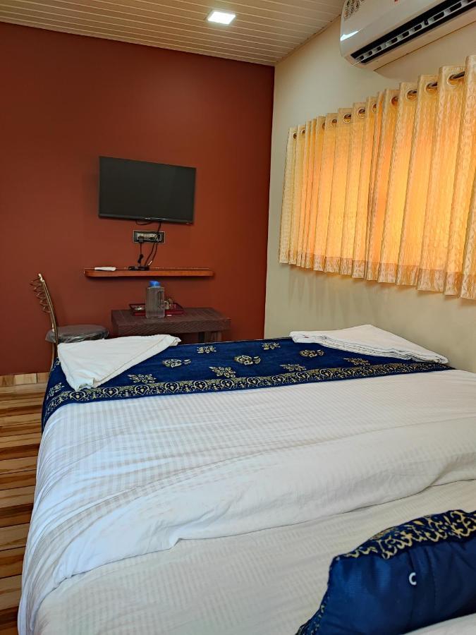 Hotel Starlit Navi Mumbai Eksteriør bilde