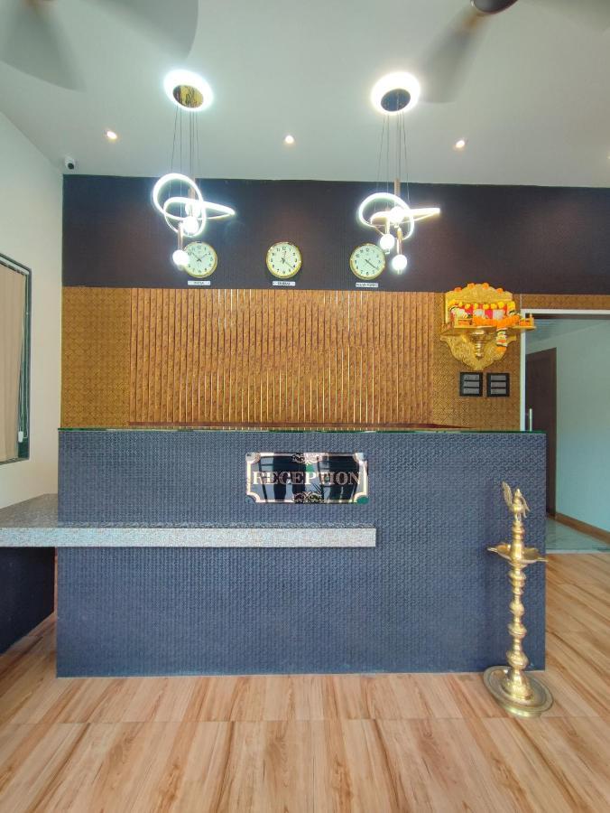 Hotel Starlit Navi Mumbai Eksteriør bilde